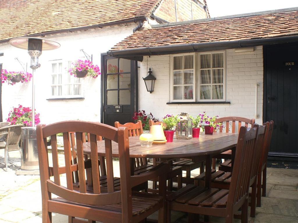 The Saracens Head Inn Amersham Exteriér fotografie