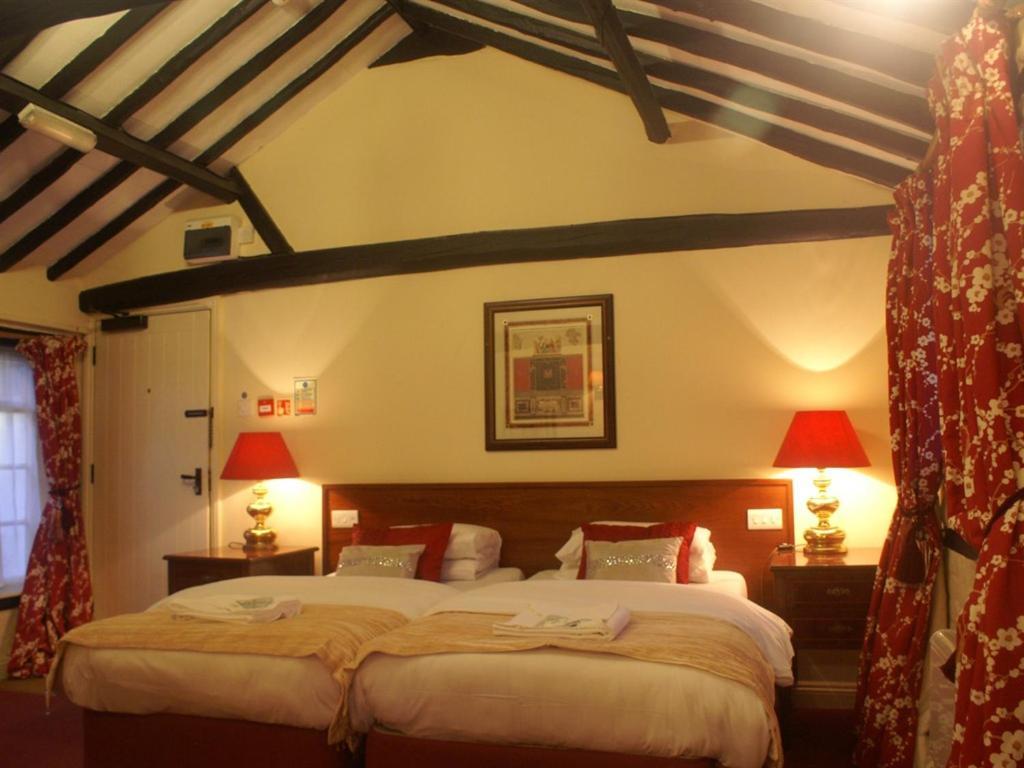 The Saracens Head Inn Amersham Exteriér fotografie